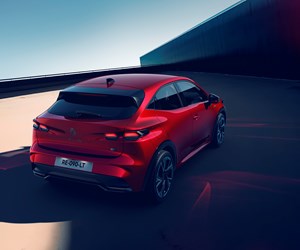 Renault Clio Full Hybrid E Tech Esprit Alpine Rouge Absolu 2